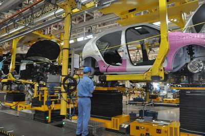 鄭州工廠投產(chǎn)RX3 上汽打造榮威SUV矩陣