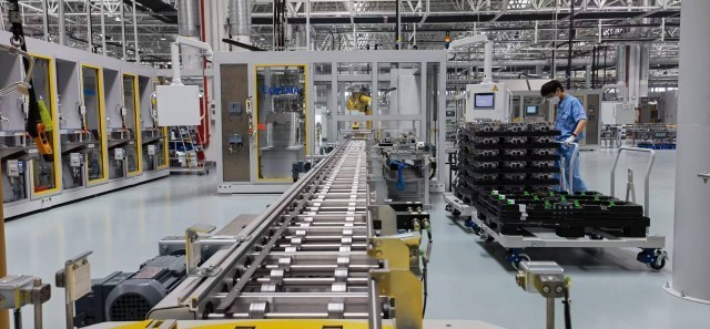 累計(jì)產(chǎn)銷量100萬(wàn)臺(tái),上汽鄭州跑出“鄭州加速度”