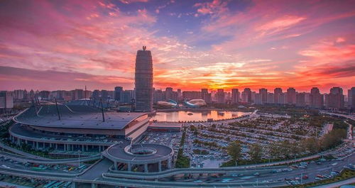 中國 留不住 人的3座城市現(xiàn)狀 人均工資三四千,房價卻一兩萬