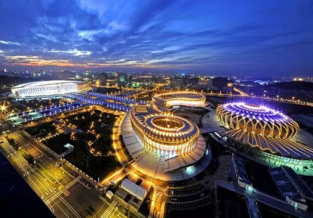 厲害了!央視又大大點(diǎn)贊濟(jì)南!“老舍筆下的濟(jì)南又回來(lái)了~~”