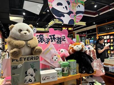 "五一"假期文創(chuàng)產(chǎn)品火爆 鄭州文創(chuàng)可否因時(shí)而動(dòng)趁勢(shì)出彩