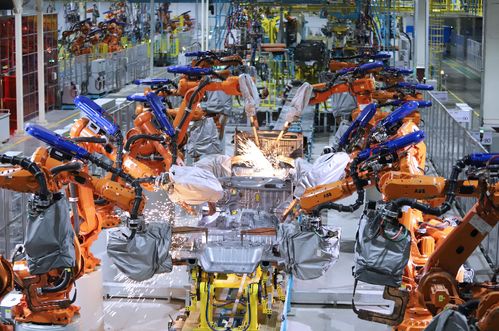 海馬汽車(chē)榮膺中國(guó)智能制造最佳實(shí)踐獎(jiǎng)，兩會(huì)閉幕聚焦高質(zhì)量發(fā)展